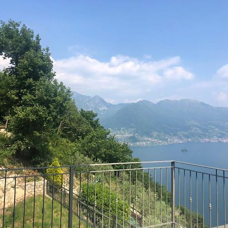 La Villetta In Residence Con Piscina E Vista Lago Parzanica Extérieur photo