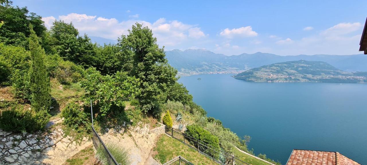 La Villetta In Residence Con Piscina E Vista Lago Parzanica Extérieur photo