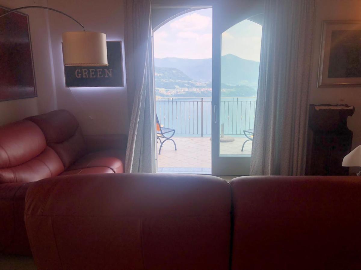 La Villetta In Residence Con Piscina E Vista Lago Parzanica Extérieur photo